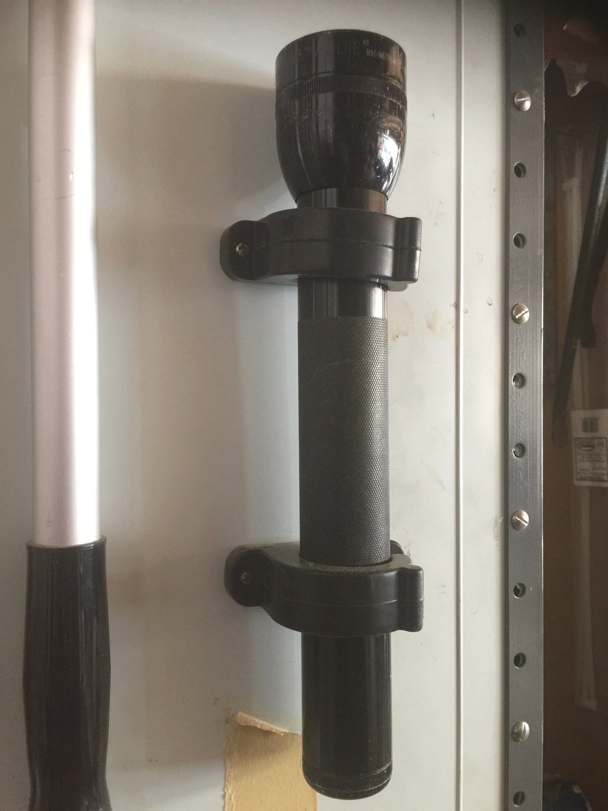 Large Rubber Rod Holder - Hook Style / Bajaedd